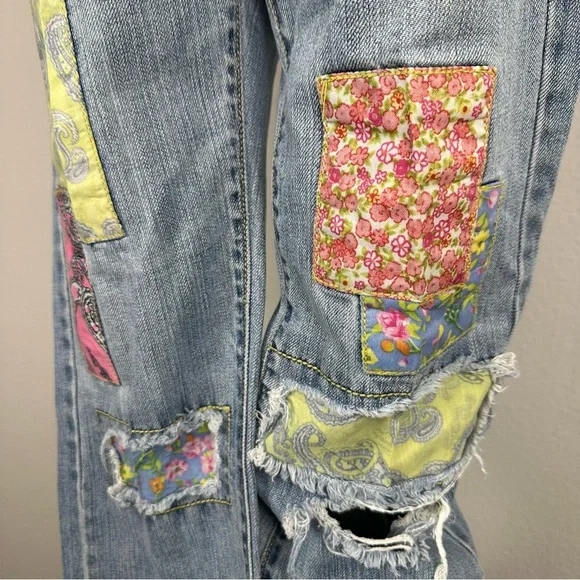 Vintage Levis 513 Floral Patchwork Bootcut Jeans Size 7M Distressed Denim Boho - Picture 5 of 15